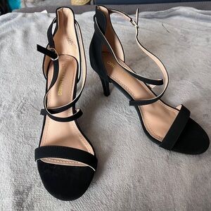 Dream Pairs Black Strappy Heeled Sandals